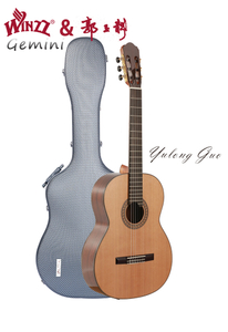 Guitarra clásica hecha a mano de cedro macizo Guitarra de marca compartida Yulong Guo con estuche de ABS (WGC2022C)