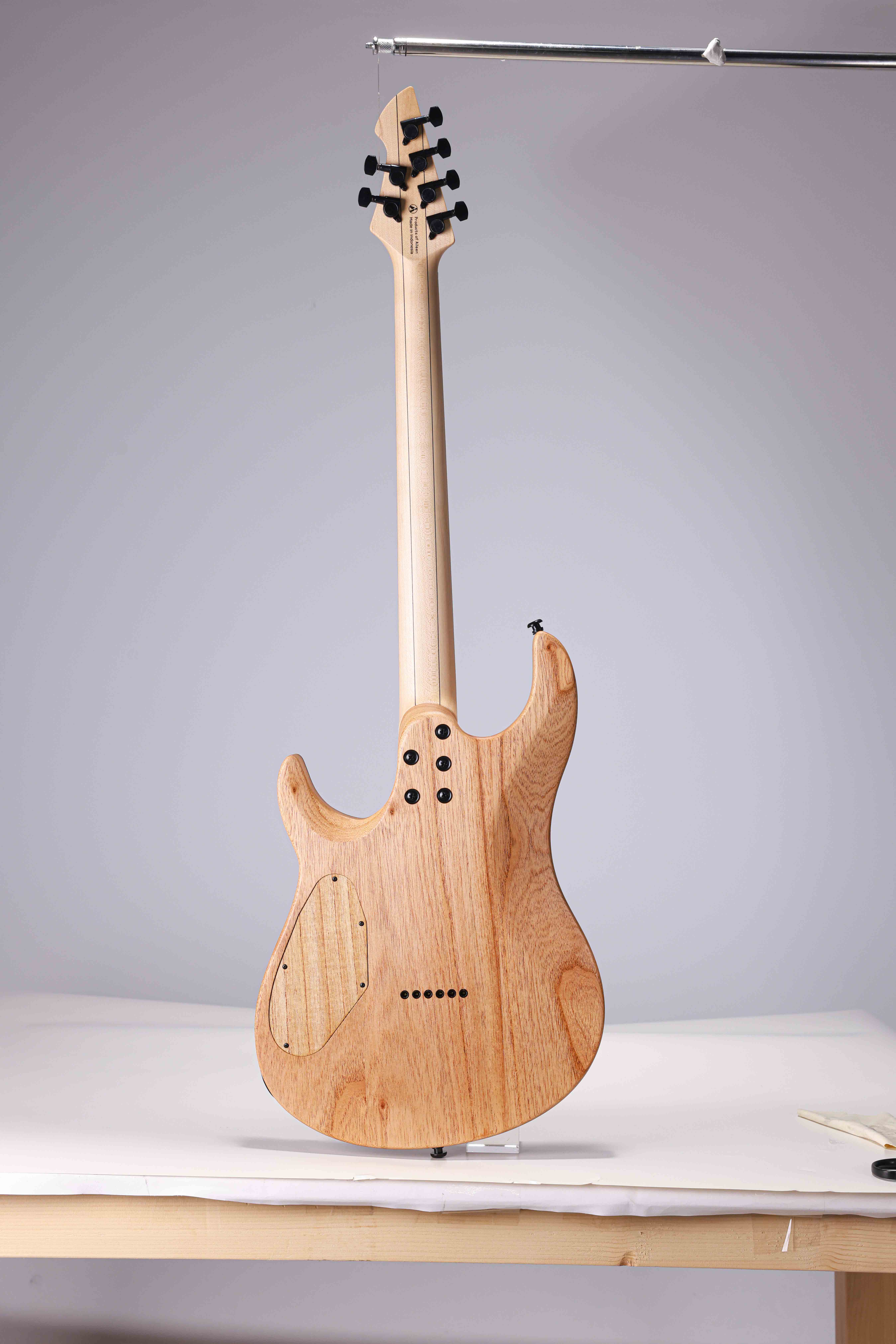 WZS EX80-MK Mindi Body Koa ((grosor: 12 mm) guitarra eléctrica superior con forma arqueada fabricada en Indonesia