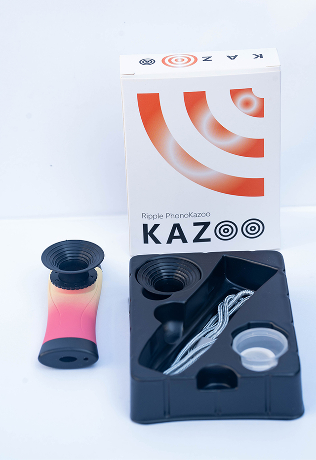 KZ100 Nuevo colorido ABS Cuerpo ABS Cubo amigable Kazoo