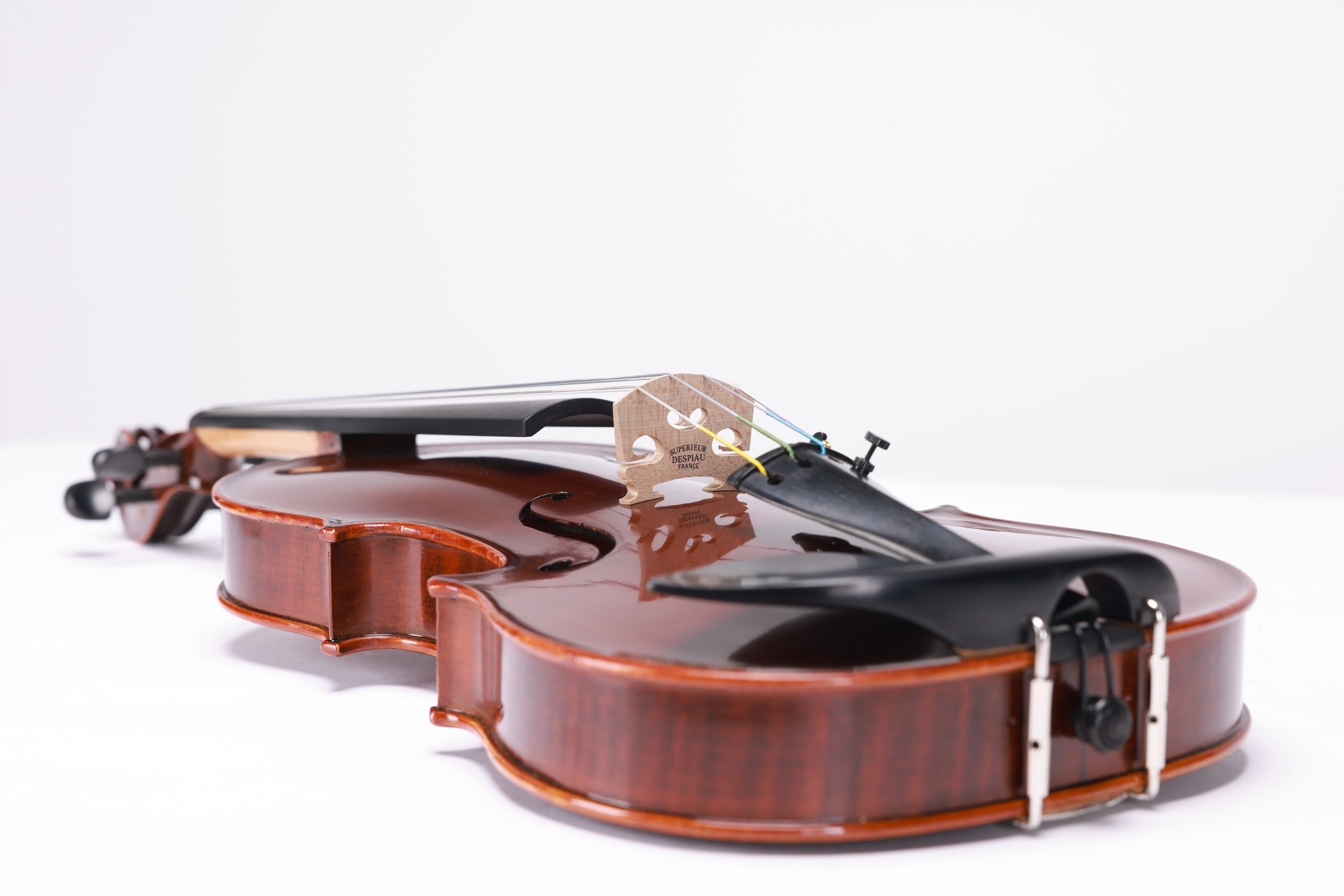 VH610 Violín 4/4 de la serie Mastery de instrumentos musicales de alta calidad