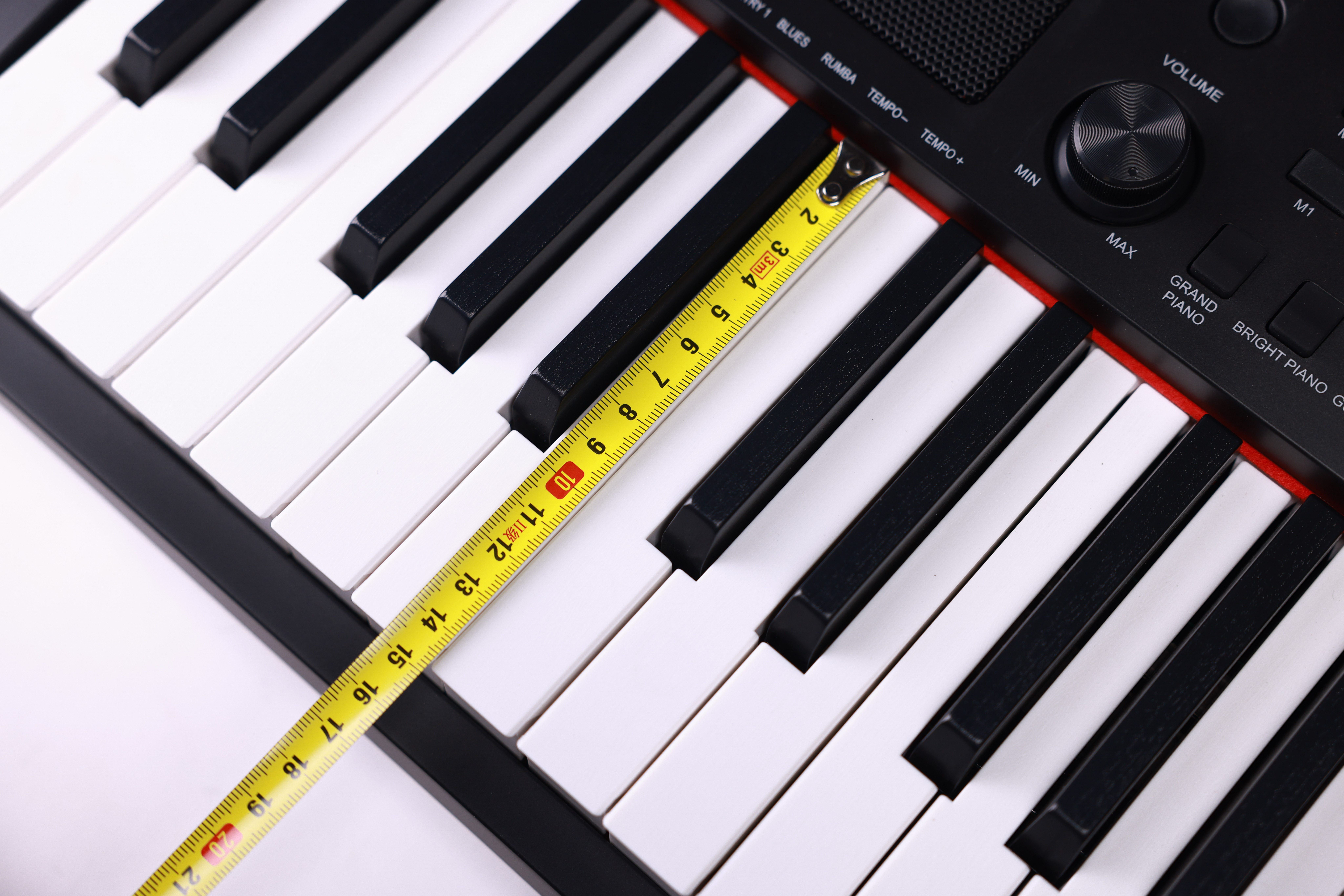 Piano con teclado eléctrico digital de 61 teclas con sonido France Dream, Bluetooth MIDI, pantalla LCD (EK6103)