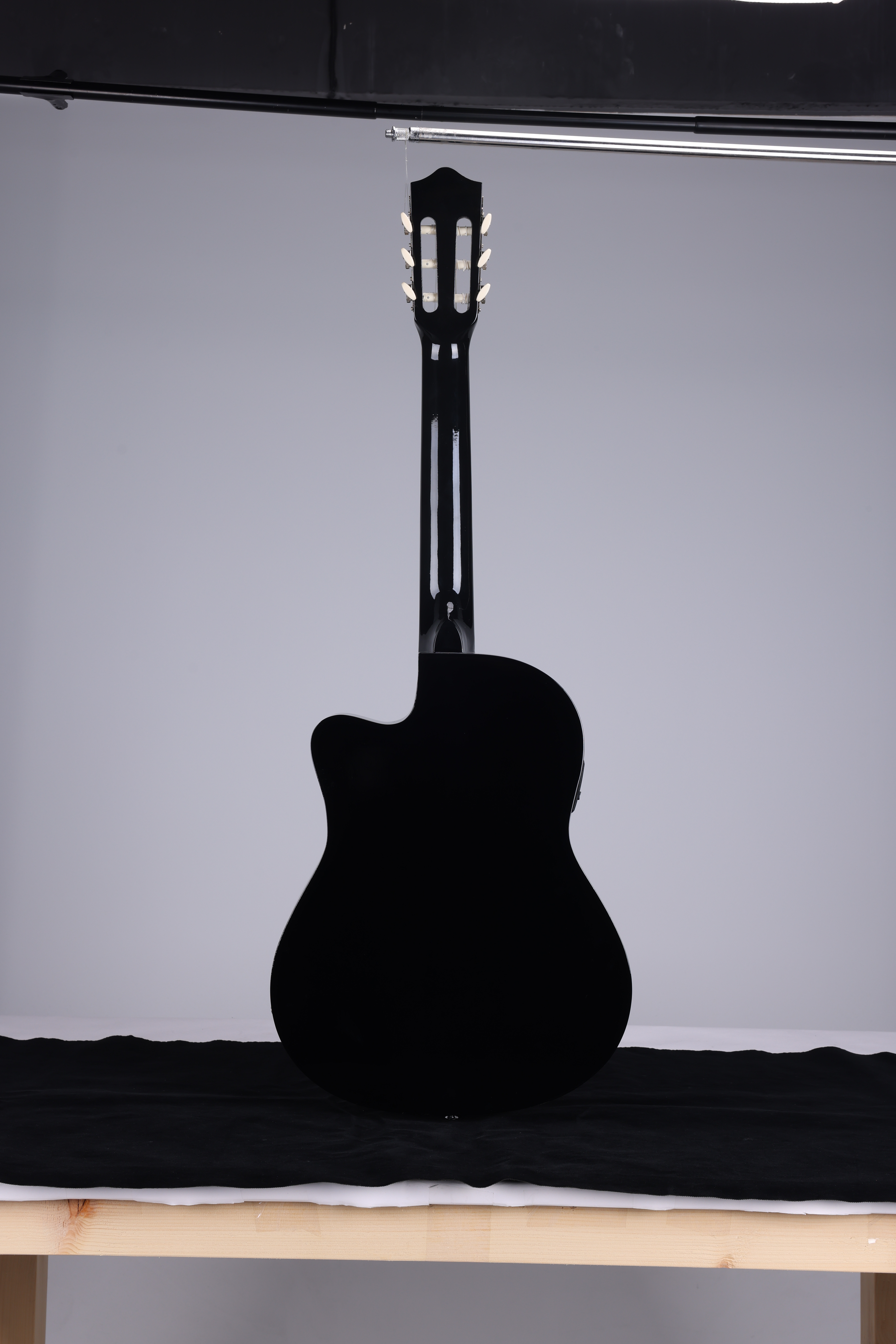 Guitarra acústica eléctrica para estudiantes de cuerpo fino de madera contrachapada de tilo seccionada de 39 ' (AC001ET)
