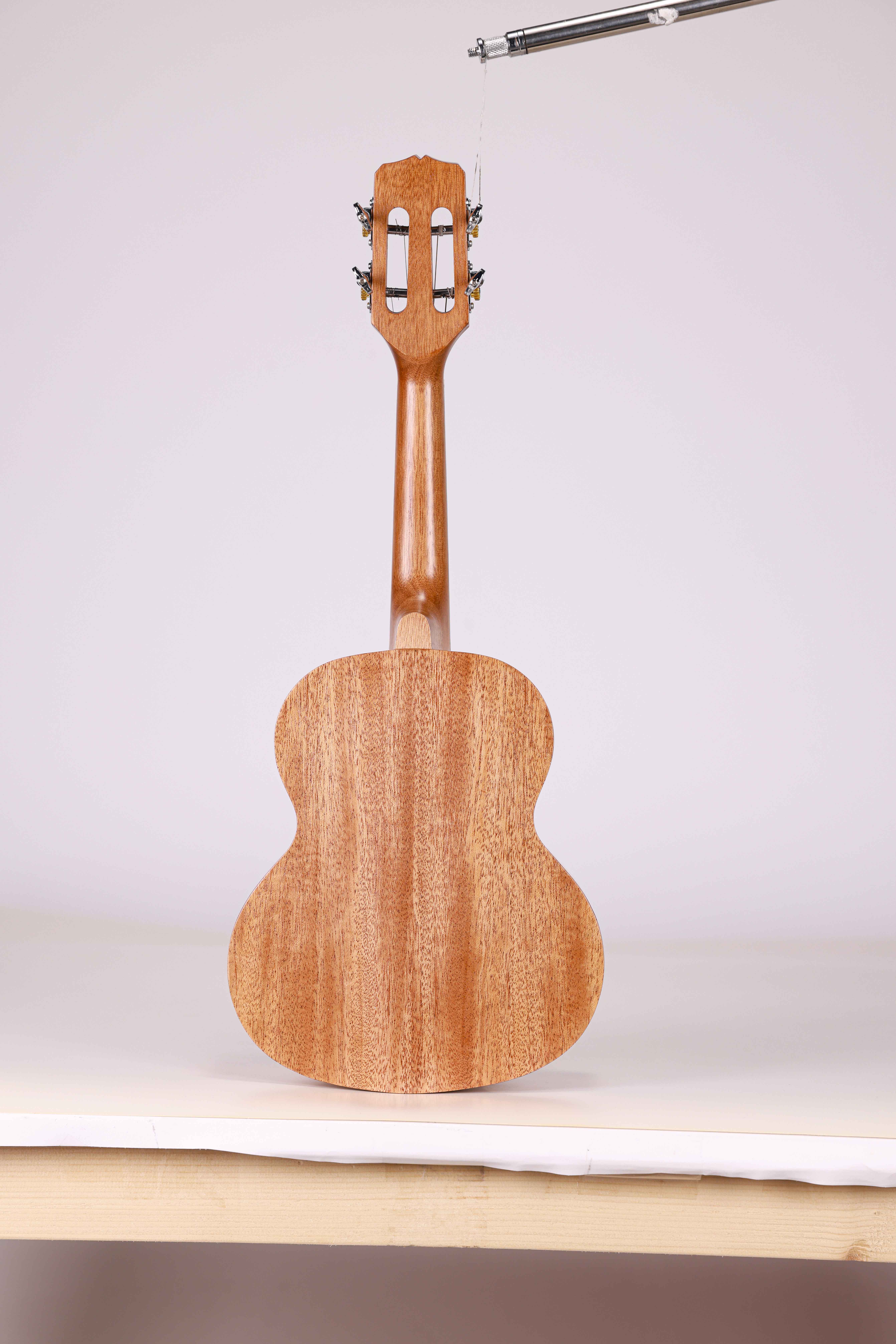 Guitarra Cavaquinhos con tapa de madera contrachapada de caoba de 23'' CG77L