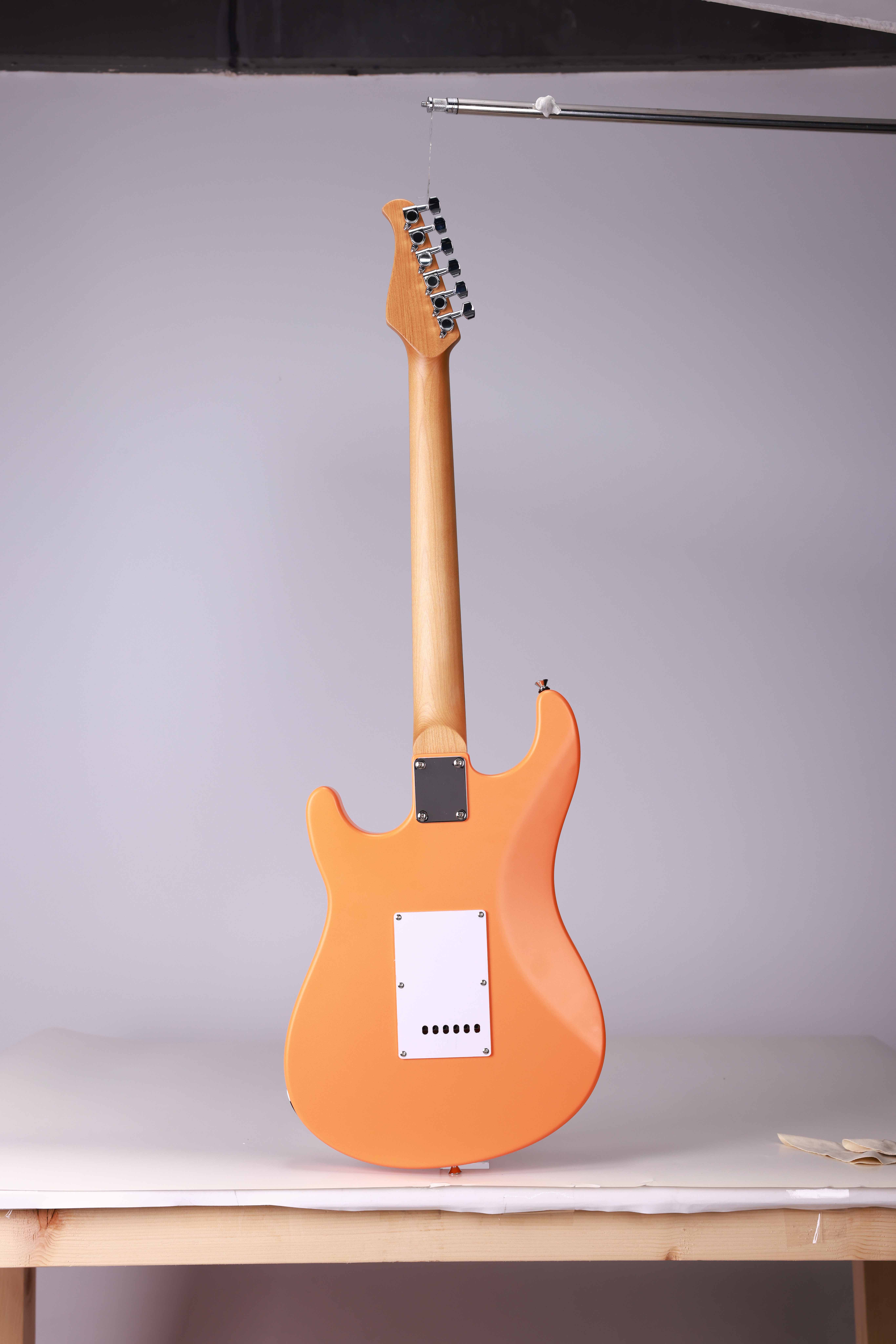 Winzz Nueva guitarra eléctrica con cuerpo de material compuesto WGS01 