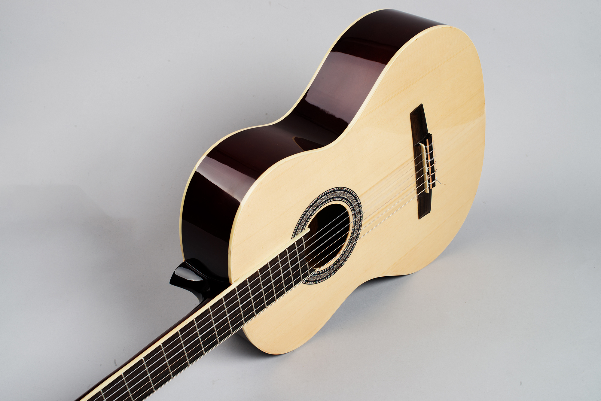 Venta al por mayor Guitarra Clásica Principiante de 39 Pulgadas (AC965H)