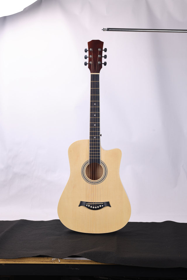 Guitarra acústica de nivel básico de 38'' AF38ALC 